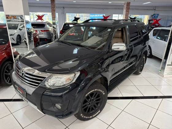 TOYOTA HILUX SW4 2.7 SR 4X2 16V FLEX 4P AUTOMÁTICO